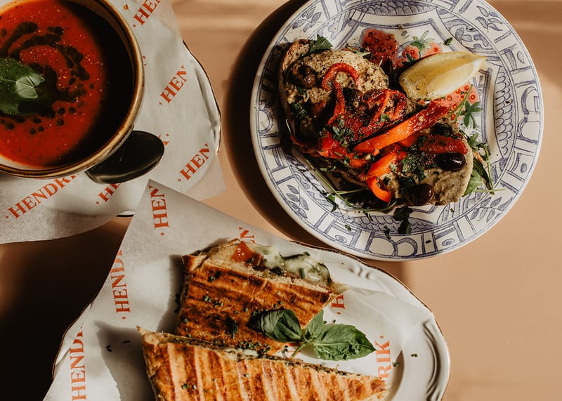 A toastie and a salad on Hendrik plates